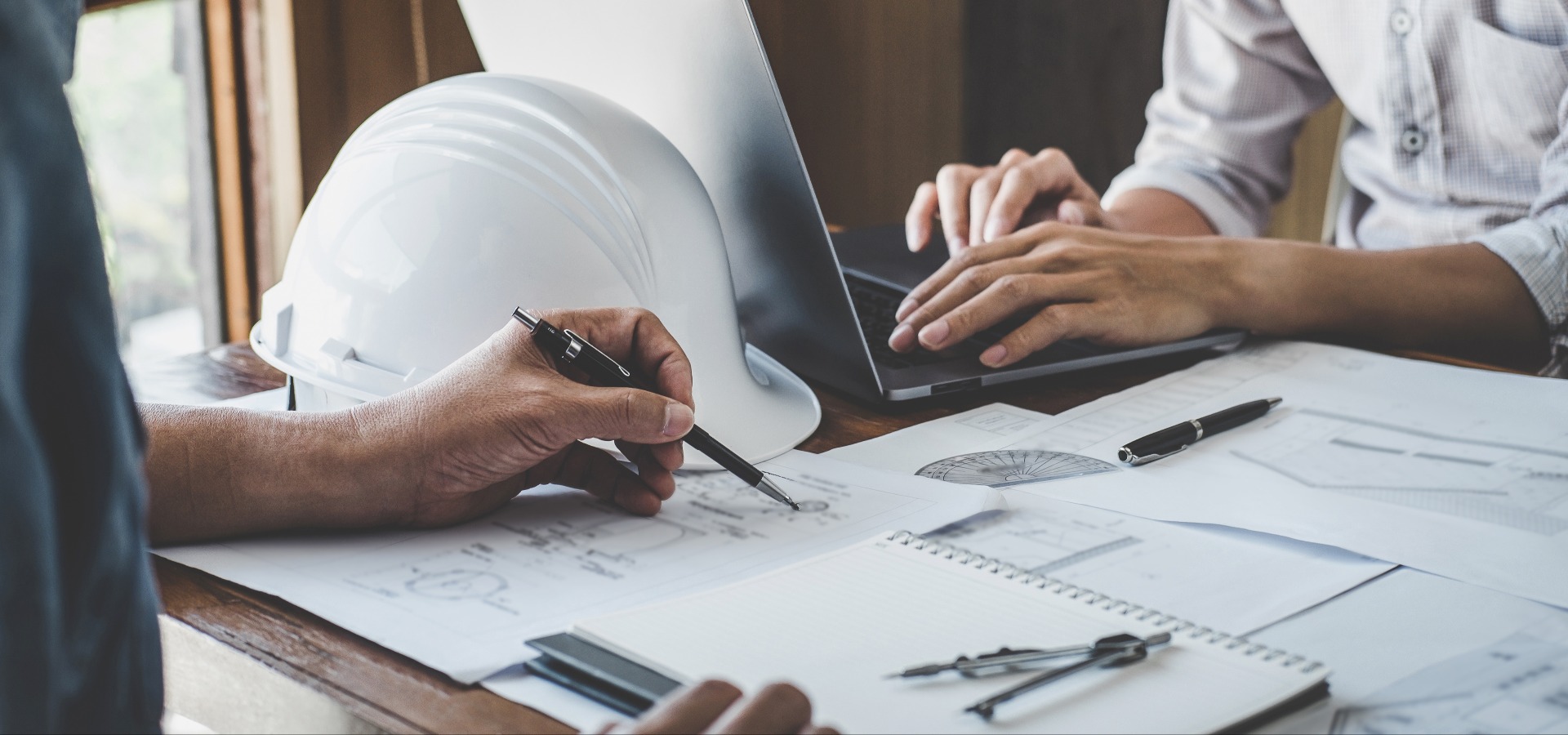 Konstruktions- und Strukturkonzept der Ingenieurarbeitszeichnung o